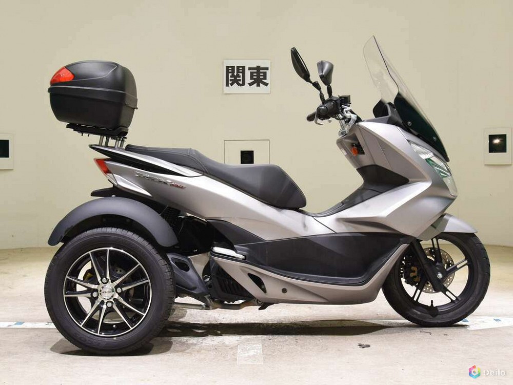 Скутер трайк Honda PCX 150 Trike рама KF18 кофр гв 2014