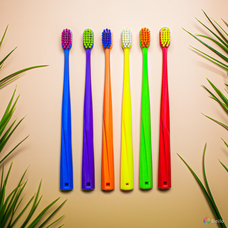 6 зубных щеток Revyline SM5000 с цветными ручками