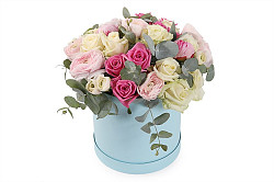 Шикарные розы в шляпной коробке - фото 4