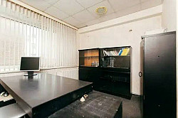Продаётся офисное помещение, общей площадью 220 кв.м - фото 9
