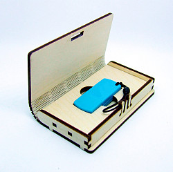 Футляр-книжка для USB-флешки "Klatch" - фото 3