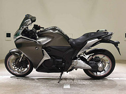 Мотоцикл Honda VFR1200F DCT рама SC63 - фото 3