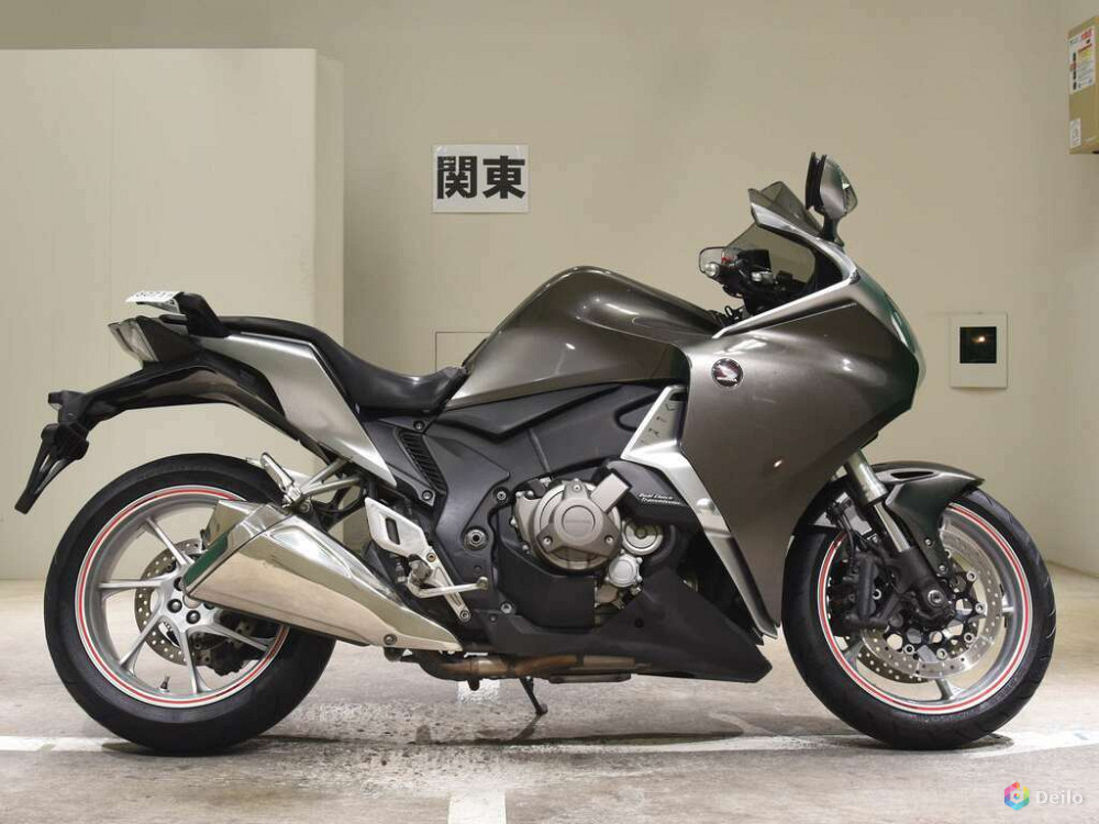 Мотоцикл Honda VFR1200F DCT рама SC63
