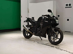 Мотоцикл спортбайк Honda CBR250R A рама MC41 спортивный - фото 4