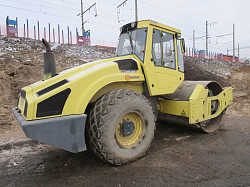 Грунтовый каток Bomag 213, 15 т, полный привод, ТНВД - фото 4