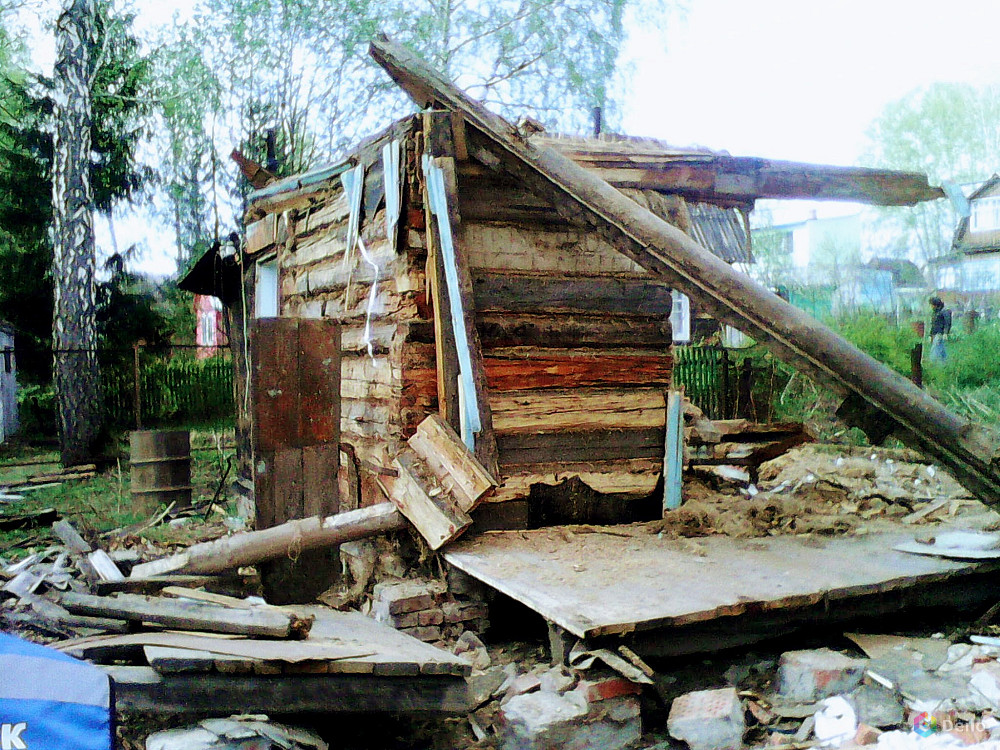 Демонтаж дач, сараев, теплиц