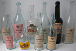 Старинные бутылки для интерьера