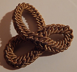 Антикварная пришивная фурнитура из металлизированного шнура - фото 4