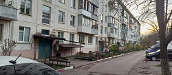 Продажа трехкомнатной квартиры в городе Пятигорске