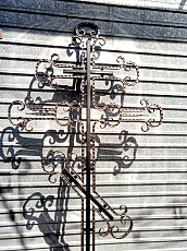 Крест на кладбище купить или заказать в Барнауле, оградка - фото 5