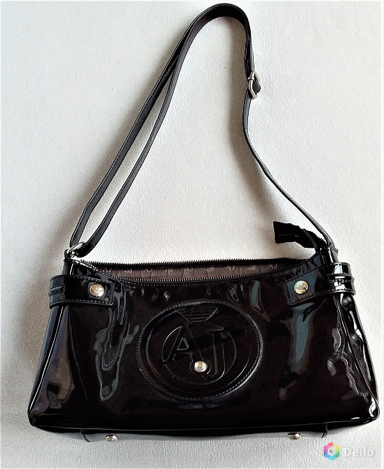 Женская сумка, лакированная, чёрная, новая, искусственная кожа