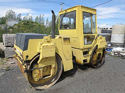 Асфальтовый тандемный каток Bomag 144 8, 5 т, разрезные валь - фото 6