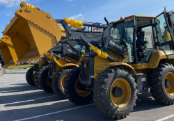 Экскаватор погрузчик XCMG XC8 S3570 аналог замена JCB 3CX - фото 8