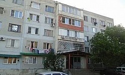 Продам 3-х ком.квартиру пл.46 кв.м., 2/5, Пятигорск